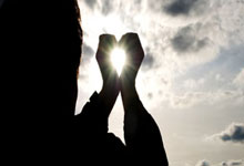 2025合川半程马拉松鸣枪起跑 男女子组前三名均打破赛会纪录3-30 17：30.